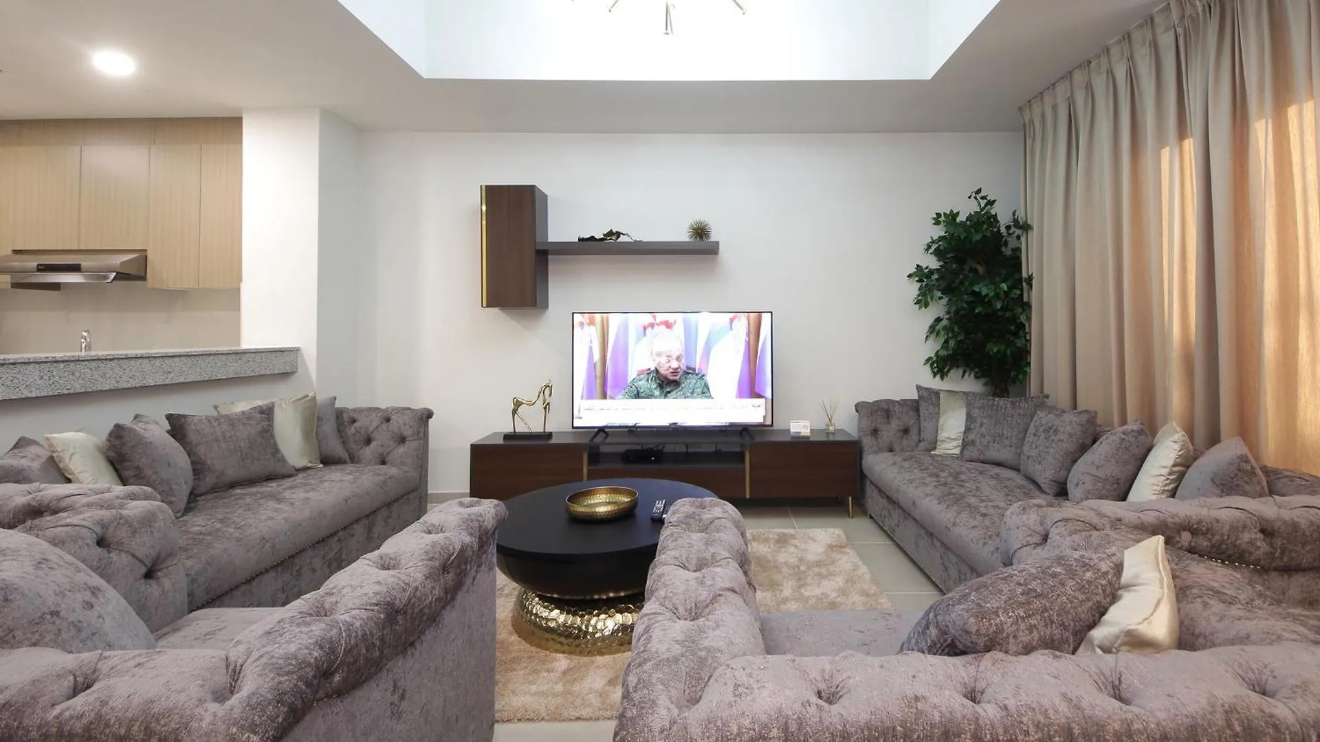 New Arabian Villa Nova 4 Bedroom & Maid Dubai Land