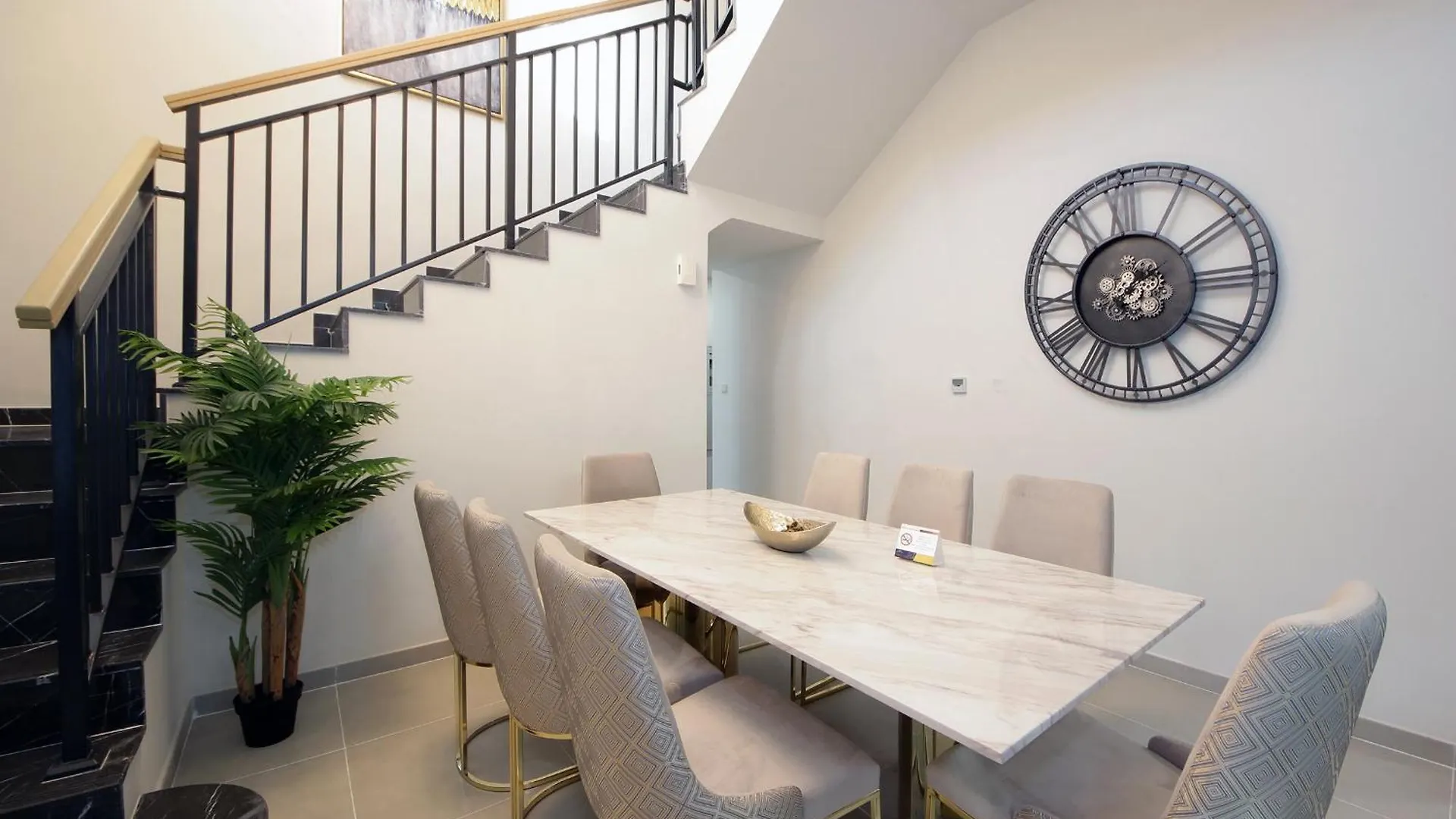 New Arabian Villa Nova 4 Bedroom & Maid Dubai Land