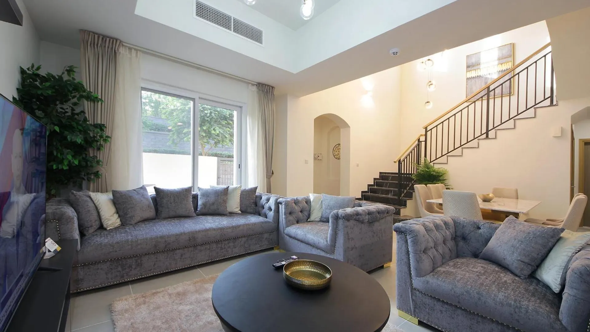New Arabian Villa Nova 4 Bedroom & Maid Dubai Land 0*,