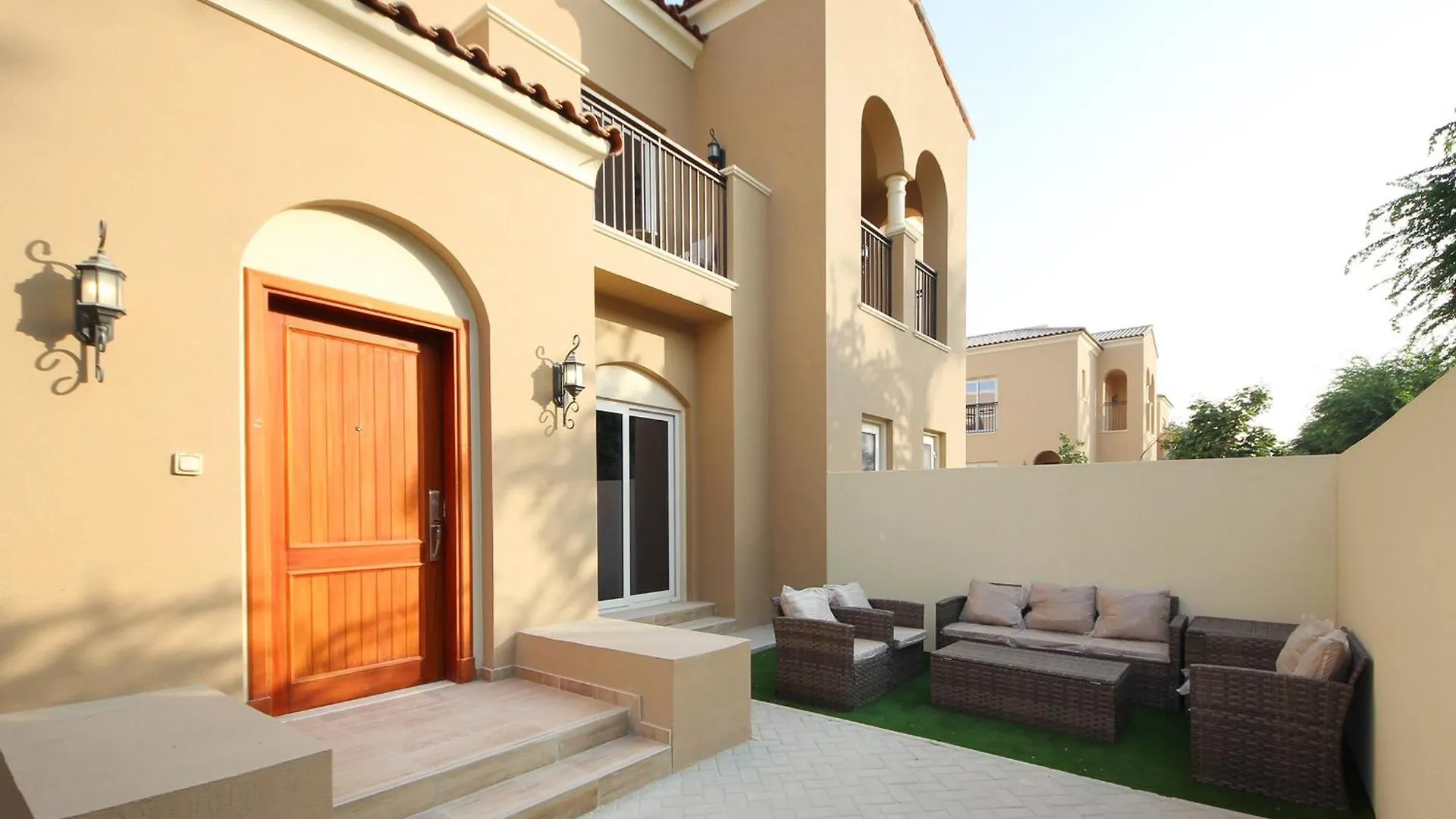 New Arabian Villa Nova 4 Bedroom & Maid Dubai Land