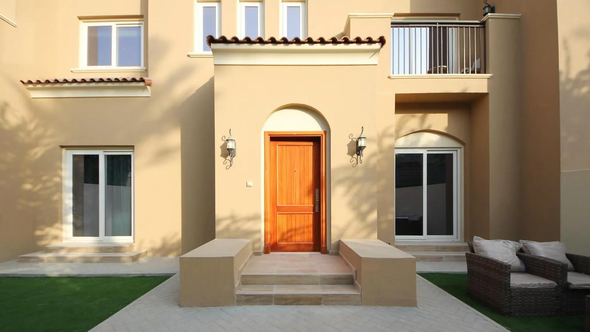 New Arabian Villa Nova 4 Bedroom & Maid Dubai Land