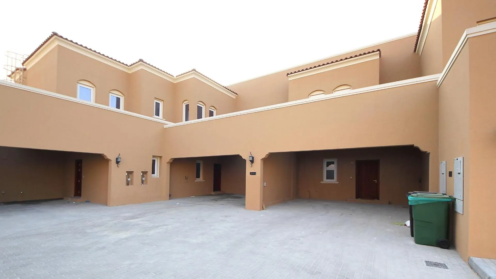 New Arabian Villa Nova 4 Bedroom & Maid Dubai Land