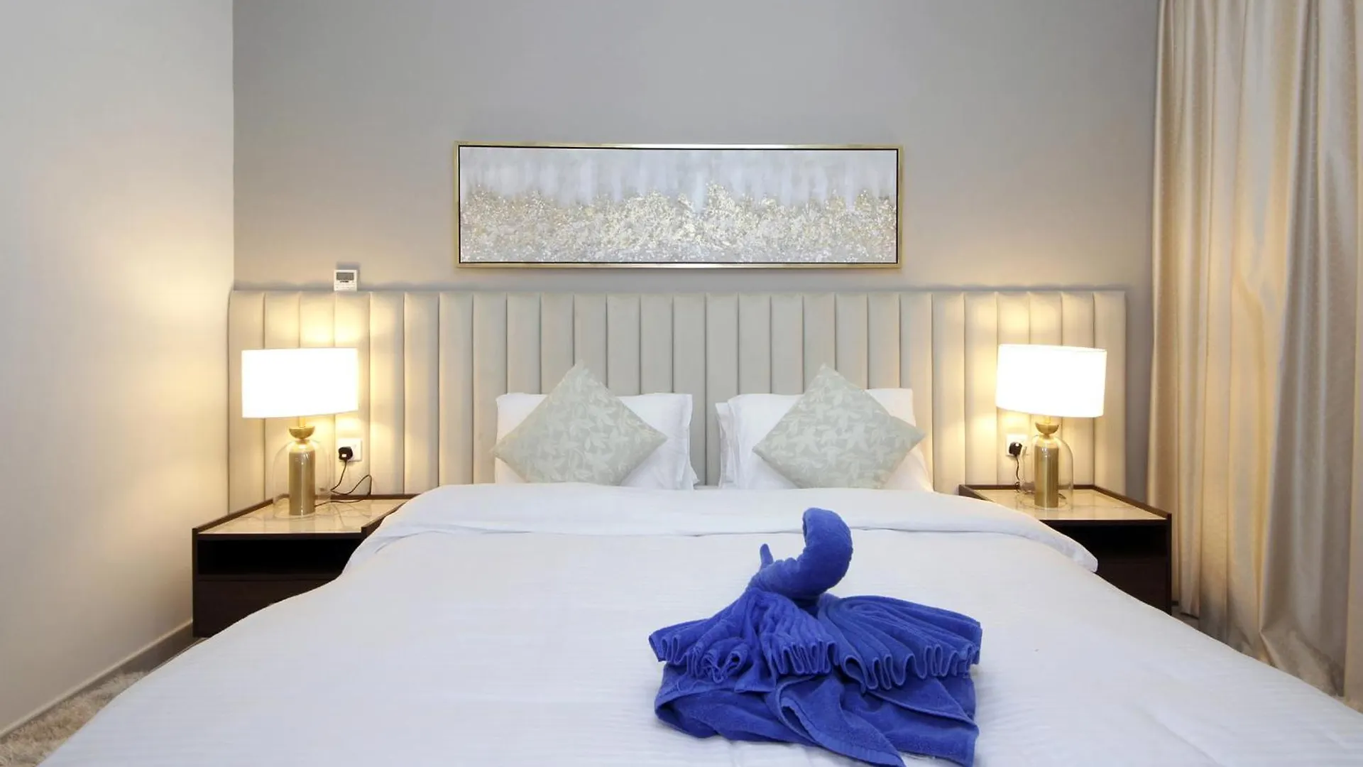 New Arabian Villa Nova 4 Bedroom & Maid Dubai Land 0*,