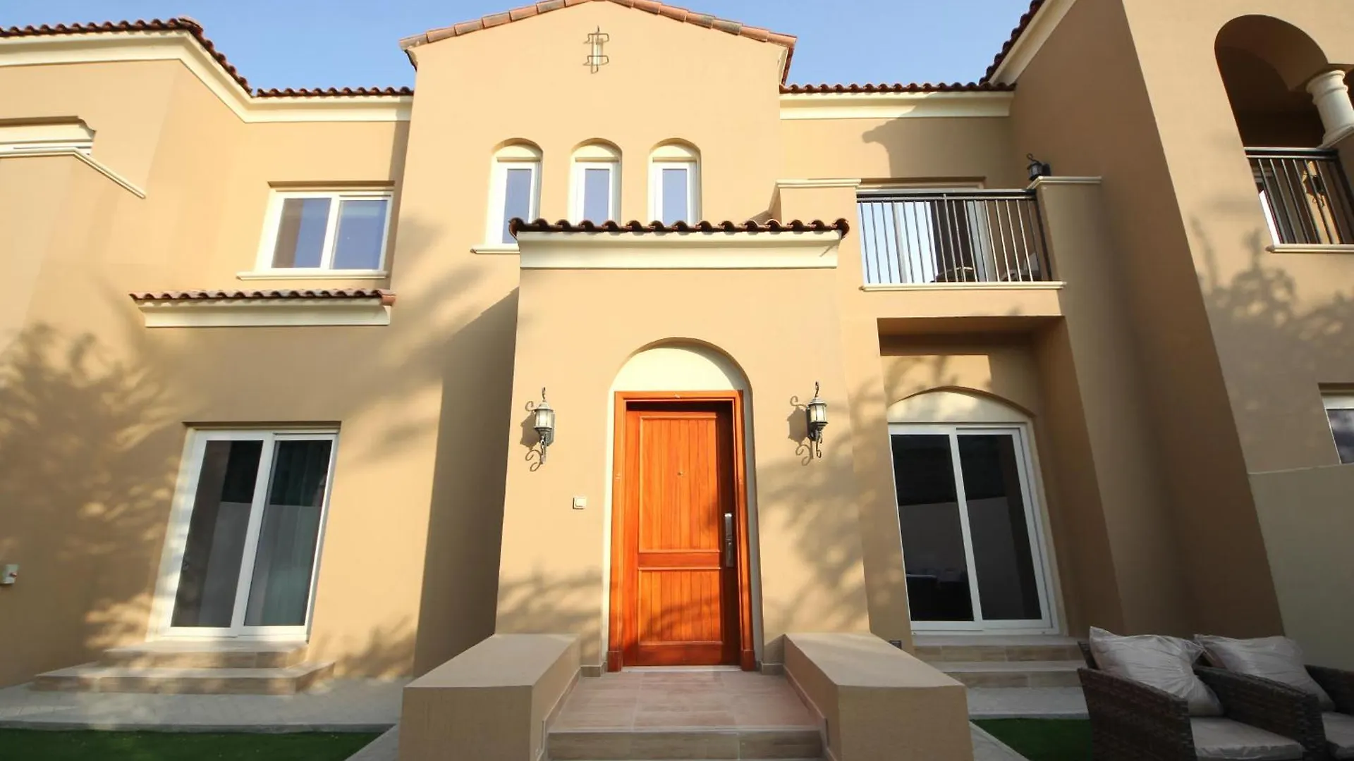 New Arabian Villa Nova 4 Bedroom & Maid Dubai Land